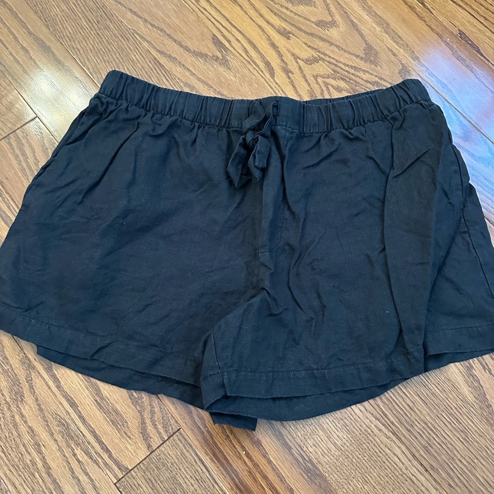 Everlane linen Black Shorts